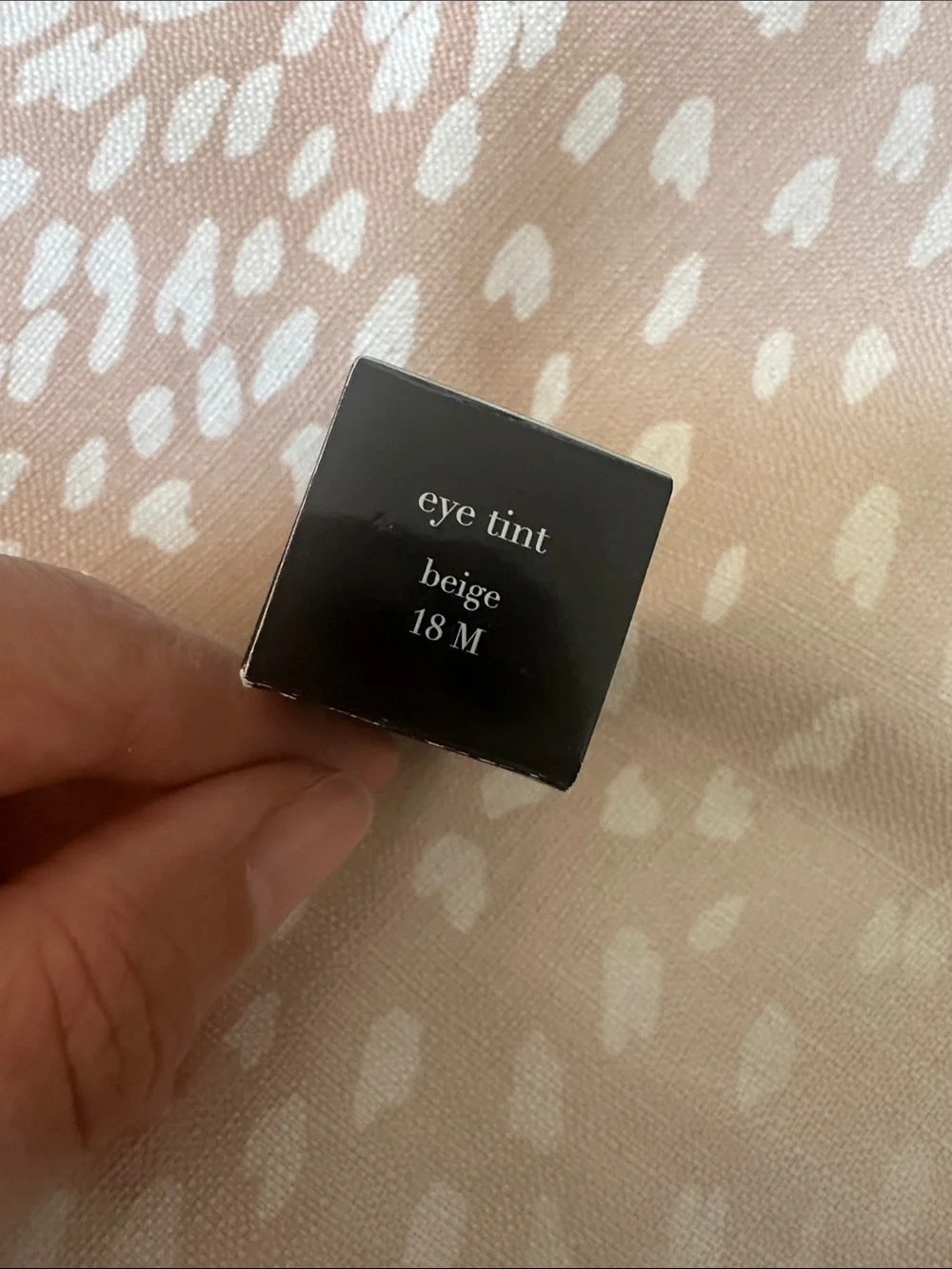 Giorgio Armani Eye Tint Matte Liquid Eyeshadow — Black - Picture 2 of 4